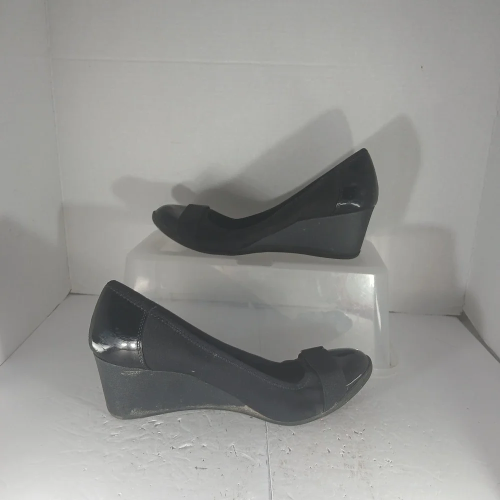 Anne Klein Sport Tatum 2 Wedge Pumps 10M Black Patent Accent Professional Career